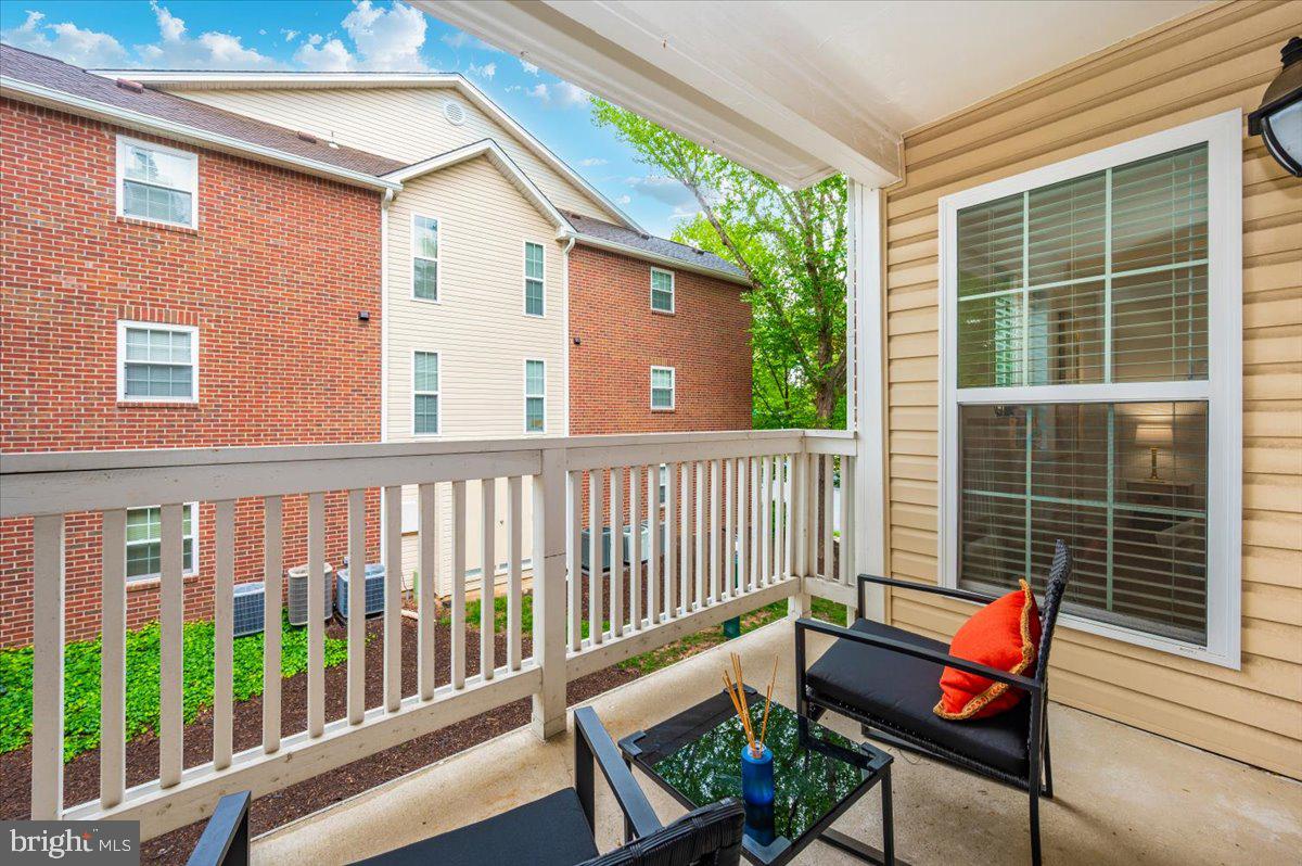 1536 LINCOLN WAY #201B, MCLEAN, Virginia 22102, 1 Bedroom Bedrooms, ,1 BathroomBathrooms,Residential,For sale,1536 LINCOLN WAY #201B,VAFX2240012 MLS # VAFX2240012