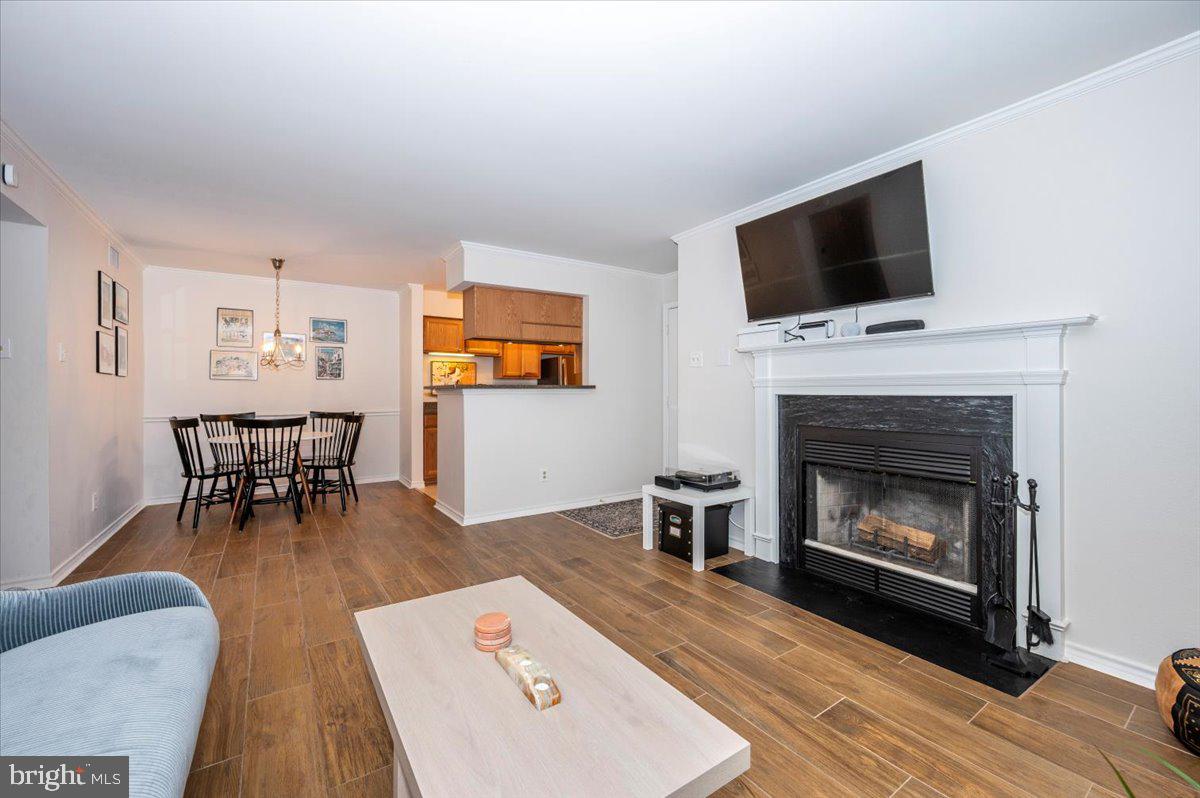 1536 LINCOLN WAY #201B, MCLEAN, Virginia 22102, 1 Bedroom Bedrooms, ,1 BathroomBathrooms,Residential,For sale,1536 LINCOLN WAY #201B,VAFX2240012 MLS # VAFX2240012