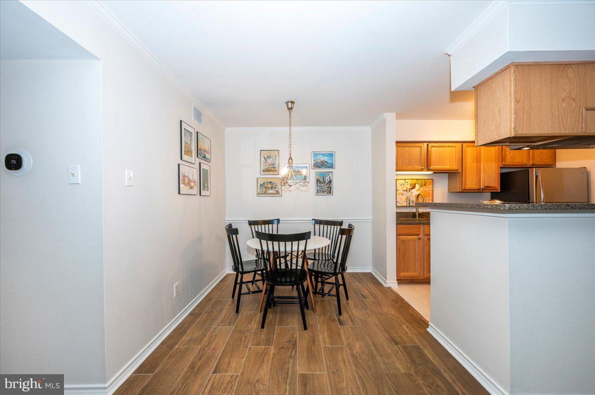 1536 LINCOLN WAY #201B, MCLEAN, Virginia 22102, 1 Bedroom Bedrooms, ,1 BathroomBathrooms,Residential,For sale,1536 LINCOLN WAY #201B,VAFX2240012 MLS # VAFX2240012