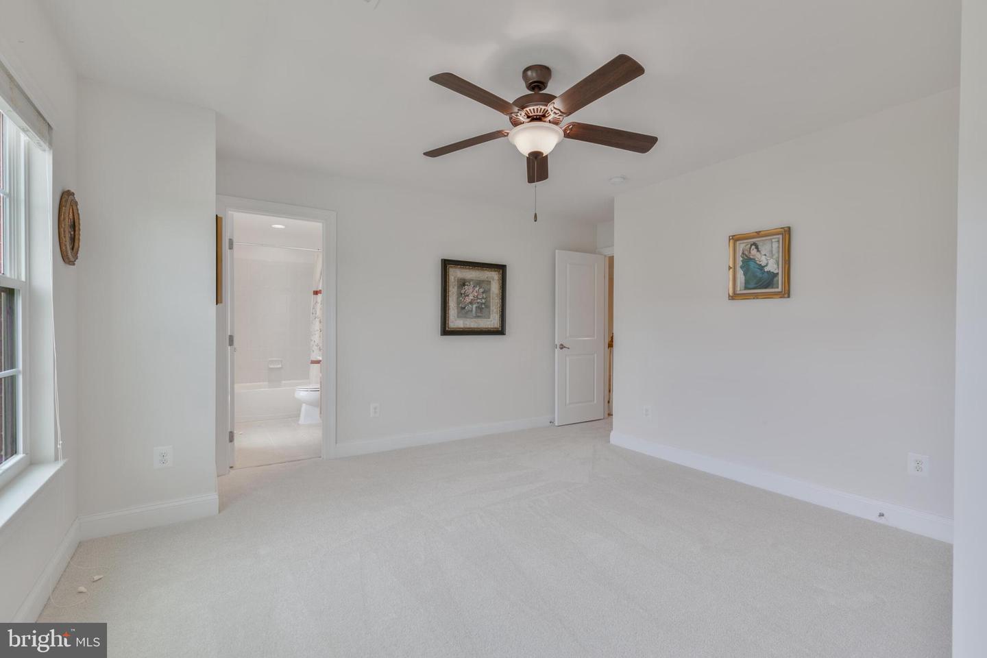25785 RACING SUN DR, ALDIE, Virginia 20105, 4 Bedrooms Bedrooms, ,4 BathroomsBathrooms,Residential,For sale,25785 RACING SUN DR,VALO2096098 MLS # VALO2096098