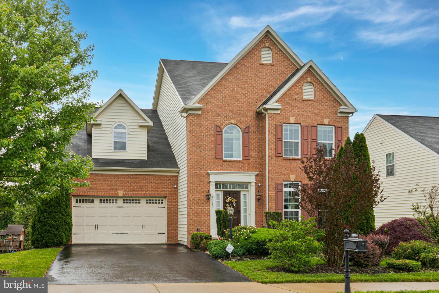 25785 RACING SUN DR, ALDIE, Virginia 20105, 4 Bedrooms Bedrooms, ,4 BathroomsBathrooms,Residential,For sale,25785 RACING SUN DR,VALO2096098 MLS # VALO2096098