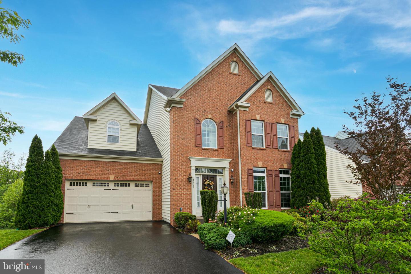 25785 RACING SUN DR, ALDIE, Virginia 20105, 4 Bedrooms Bedrooms, ,4 BathroomsBathrooms,Residential,For sale,25785 RACING SUN DR,VALO2096098 MLS # VALO2096098