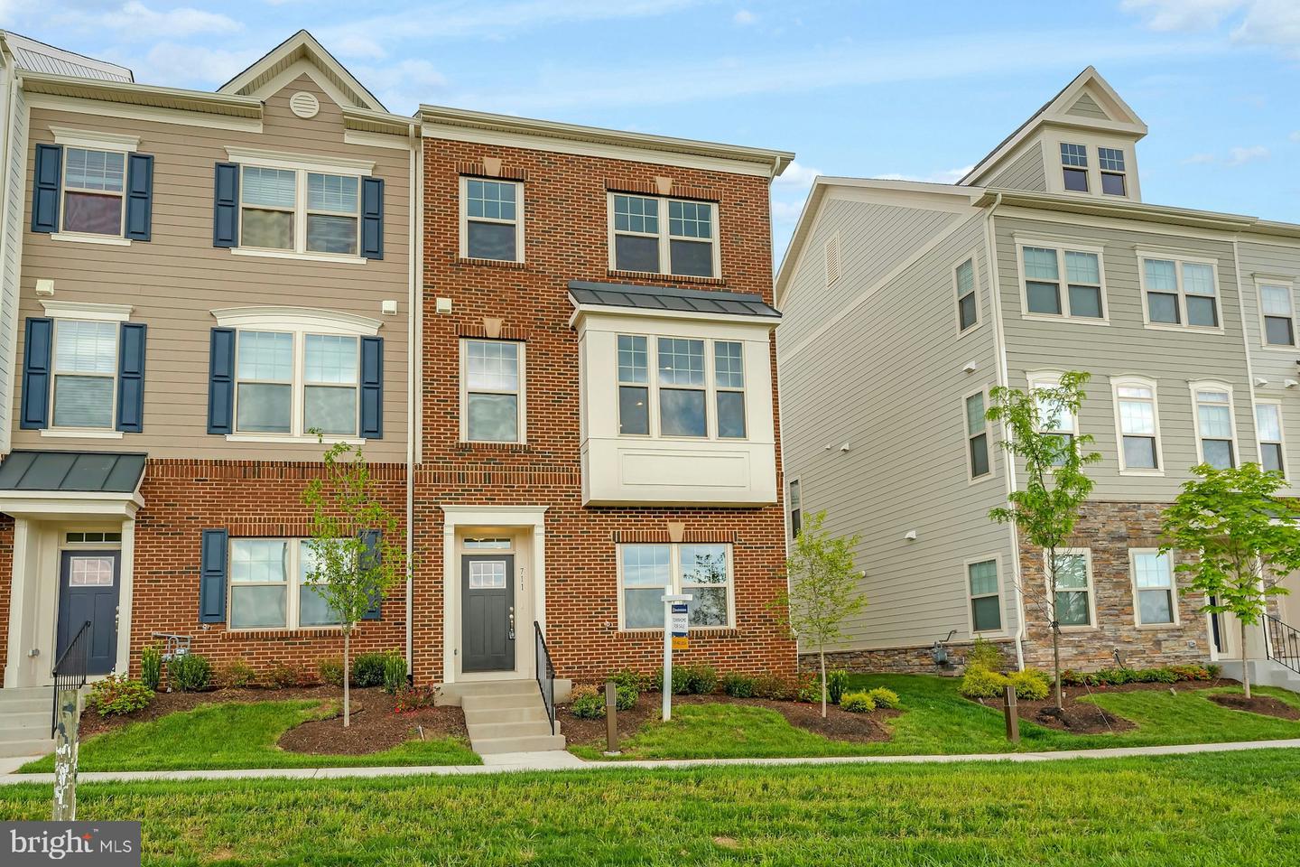 711 SAWBACK SQ NE, LEESBURG, Virginia 20176, 3 Bedrooms Bedrooms, ,2 BathroomsBathrooms,Residential,For sale,711 SAWBACK SQ NE,VALO2096102 MLS # VALO2096102
