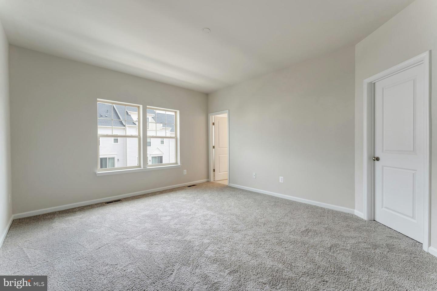 711 SAWBACK SQ NE, LEESBURG, Virginia 20176, 3 Bedrooms Bedrooms, ,2 BathroomsBathrooms,Residential,For sale,711 SAWBACK SQ NE,VALO2096102 MLS # VALO2096102