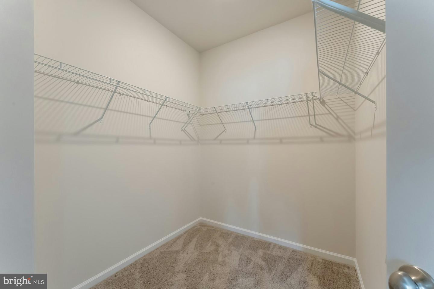 711 SAWBACK SQ NE, LEESBURG, Virginia 20176, 3 Bedrooms Bedrooms, ,2 BathroomsBathrooms,Residential,For sale,711 SAWBACK SQ NE,VALO2096102 MLS # VALO2096102