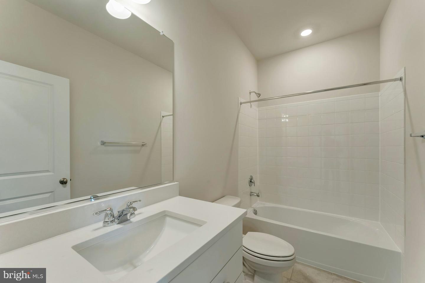 711 SAWBACK SQ NE, LEESBURG, Virginia 20176, 3 Bedrooms Bedrooms, ,2 BathroomsBathrooms,Residential,For sale,711 SAWBACK SQ NE,VALO2096102 MLS # VALO2096102