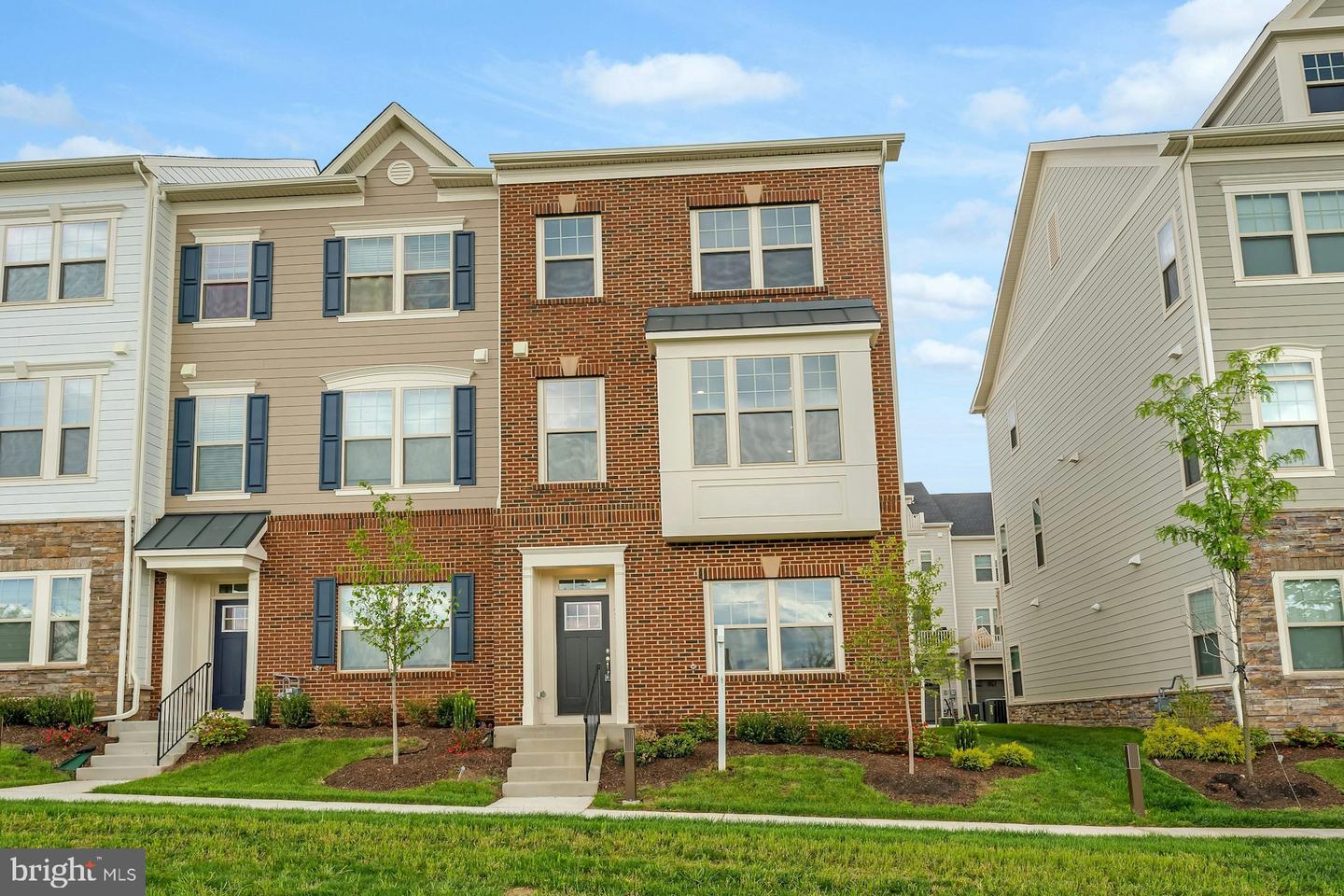711 SAWBACK SQ NE, LEESBURG, Virginia 20176, 3 Bedrooms Bedrooms, ,2 BathroomsBathrooms,Residential,For sale,711 SAWBACK SQ NE,VALO2096102 MLS # VALO2096102