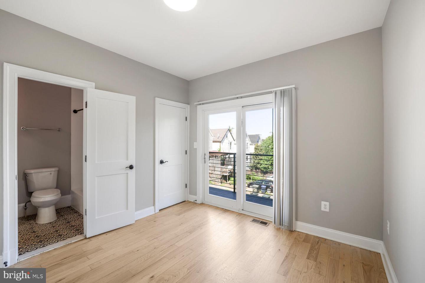 2025 3RD ST NE #1, WASHINGTON, District Of Columbia 20002, 4 Bedrooms Bedrooms, ,3 BathroomsBathrooms,Residential,For sale,2025 3RD ST NE #1,DCDC2200040 MLS # DCDC2200040