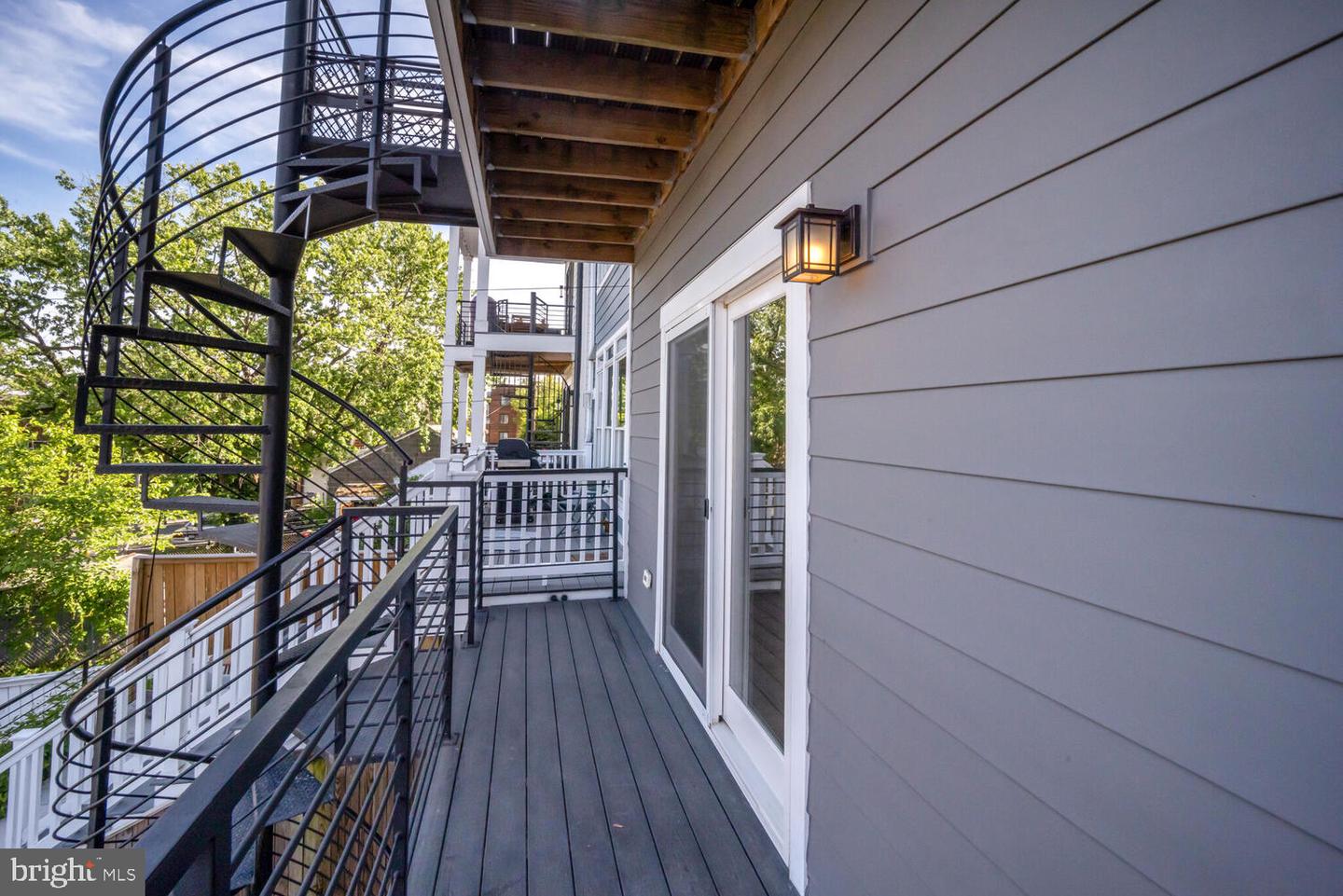 2025 3RD ST NE #1, WASHINGTON, District Of Columbia 20002, 4 Bedrooms Bedrooms, ,3 BathroomsBathrooms,Residential,For sale,2025 3RD ST NE #1,DCDC2200040 MLS # DCDC2200040