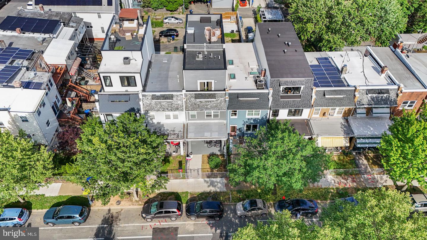 2025 3RD ST NE #1, WASHINGTON, District Of Columbia 20002, 4 Bedrooms Bedrooms, ,3 BathroomsBathrooms,Residential,For sale,2025 3RD ST NE #1,DCDC2200040 MLS # DCDC2200040