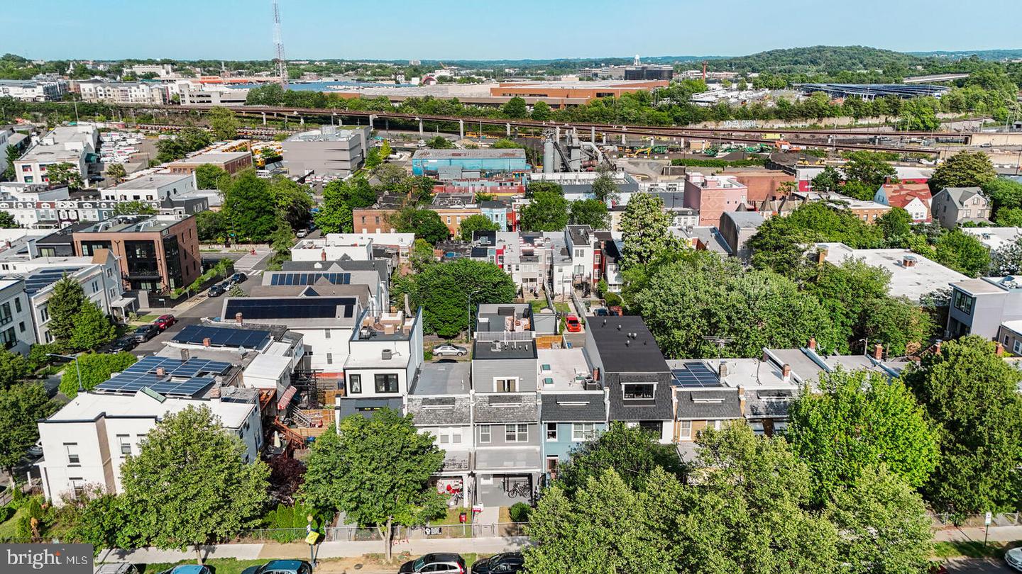 2025 3RD ST NE #1, WASHINGTON, District Of Columbia 20002, 4 Bedrooms Bedrooms, ,3 BathroomsBathrooms,Residential,For sale,2025 3RD ST NE #1,DCDC2200040 MLS # DCDC2200040