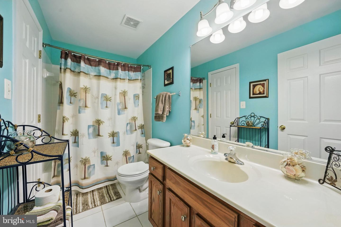 5280 GUNSTON HALL DR, WOODBRIDGE, Virginia 22193, 5 Bedrooms Bedrooms, ,3 BathroomsBathrooms,Residential,For sale,5280 GUNSTON HALL DR,VAPW2094418 MLS # VAPW2094418