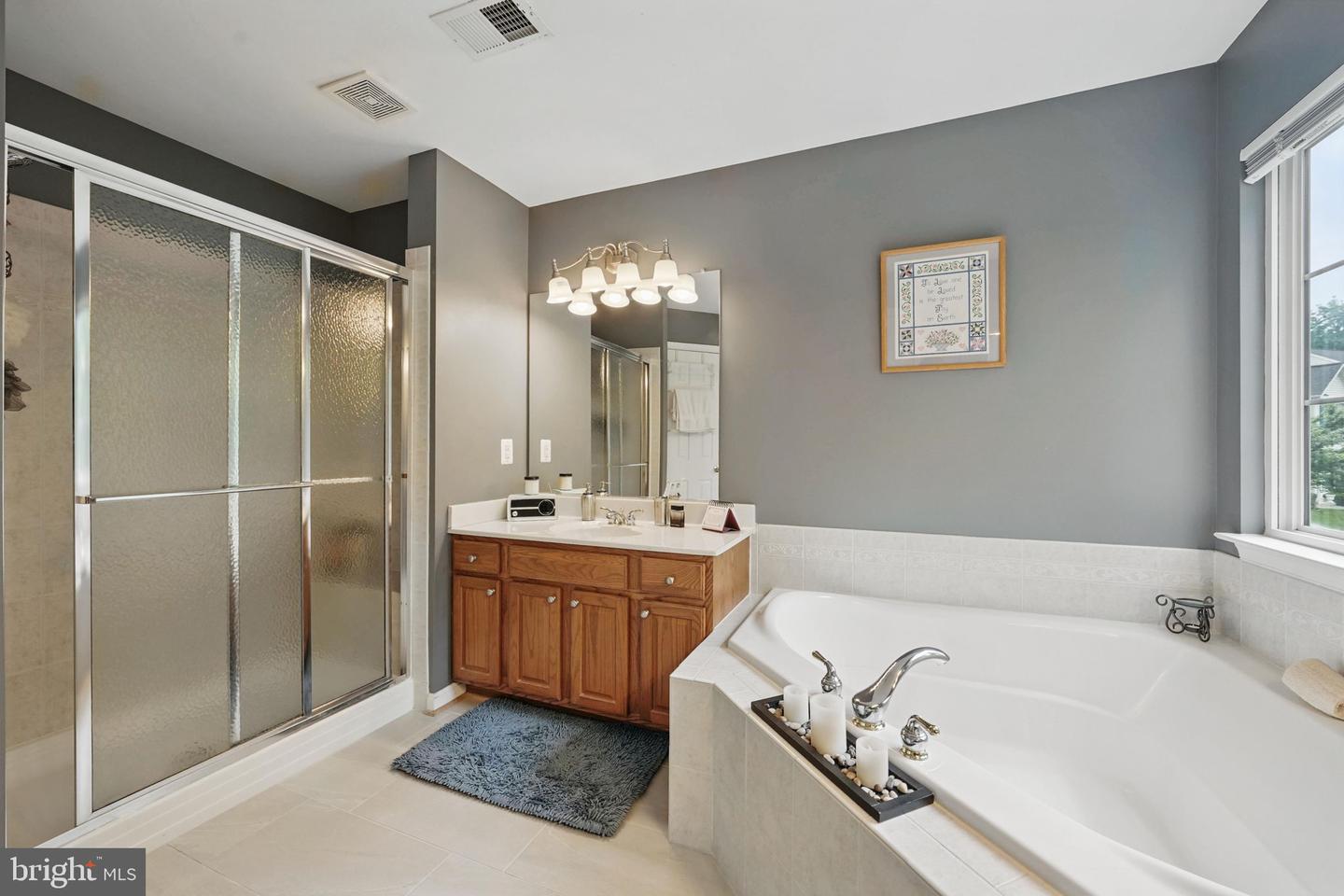 5280 GUNSTON HALL DR, WOODBRIDGE, Virginia 22193, 5 Bedrooms Bedrooms, ,3 BathroomsBathrooms,Residential,For sale,5280 GUNSTON HALL DR,VAPW2094418 MLS # VAPW2094418