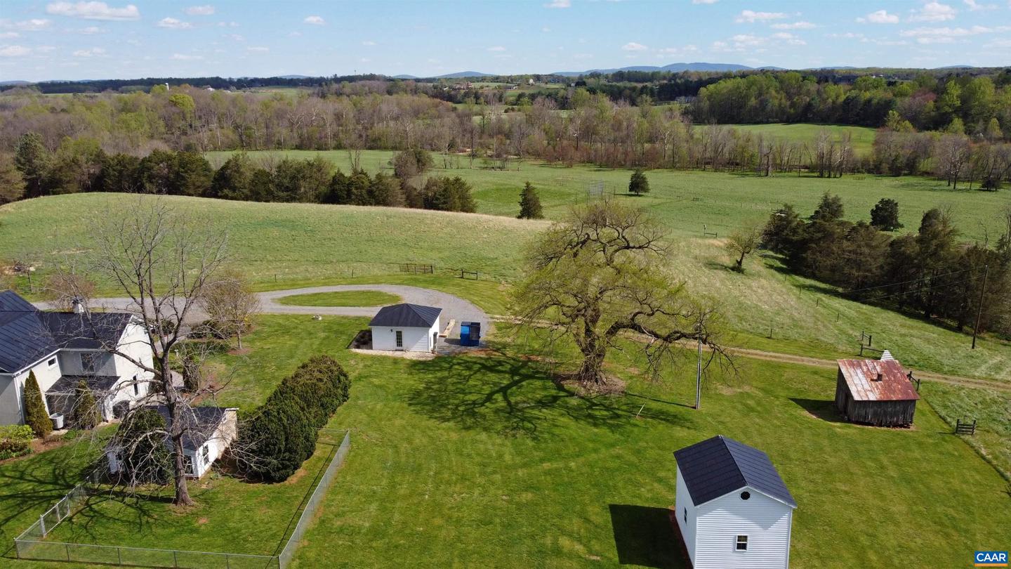 928 SLATE MILL RD, STANARDSVILLE, Virginia 22973, 6 Bedrooms Bedrooms, ,5 BathroomsBathrooms,Residential,For sale,928 SLATE MILL RD,664371 MLS # 664371