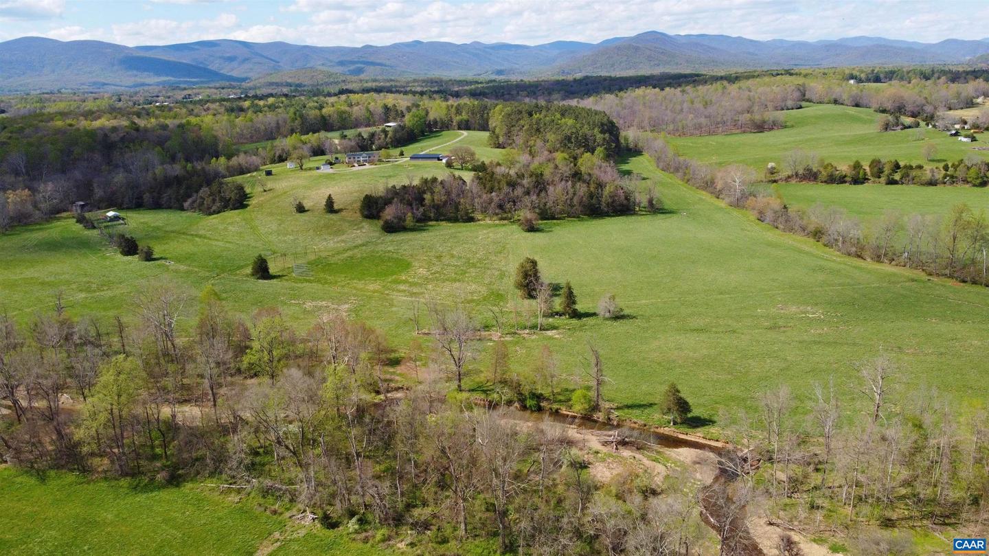 928 SLATE MILL RD, STANARDSVILLE, Virginia 22973, 6 Bedrooms Bedrooms, ,5 BathroomsBathrooms,Residential,For sale,928 SLATE MILL RD,664371 MLS # 664371