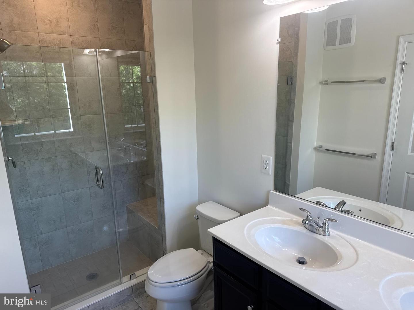 13937 HOLLOW WIND WAY #101, WOODBRIDGE, Virginia 22191, 3 Bedrooms Bedrooms, ,2 BathroomsBathrooms,Residential,For sale,13937 HOLLOW WIND WAY #101,VAPW2094420 MLS # VAPW2094420