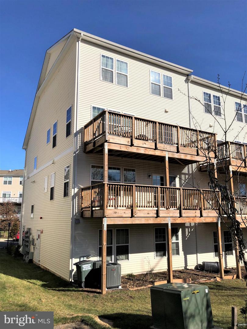 13937 HOLLOW WIND WAY #101, WOODBRIDGE, Virginia 22191, 3 Bedrooms Bedrooms, ,2 BathroomsBathrooms,Residential,For sale,13937 HOLLOW WIND WAY #101,VAPW2094420 MLS # VAPW2094420