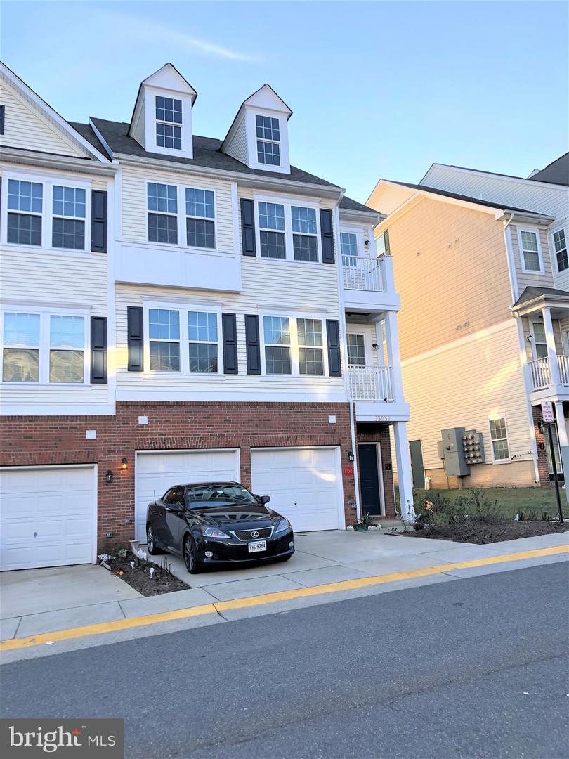 13937 HOLLOW WIND WAY #101, WOODBRIDGE, Virginia 22191, 3 Bedrooms Bedrooms, ,2 BathroomsBathrooms,Residential,For sale,13937 HOLLOW WIND WAY #101,VAPW2094420 MLS # VAPW2094420