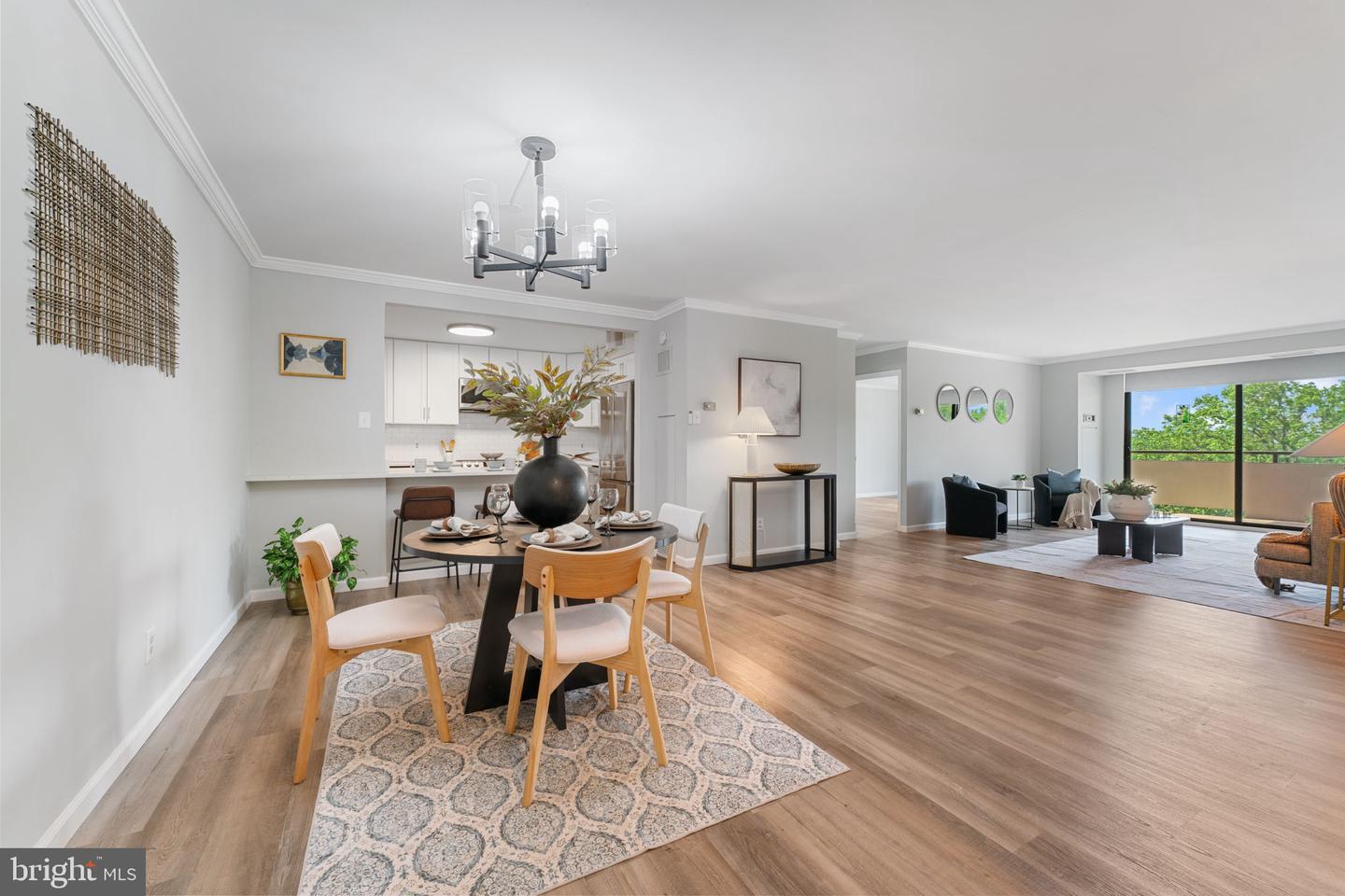 1800 OLD MEADOW RD #1414, MCLEAN, Virginia 22102, 2 Bedrooms Bedrooms, ,2 BathroomsBathrooms,Residential,For sale,1800 OLD MEADOW RD #1414,VAFX2240120 MLS # VAFX2240120