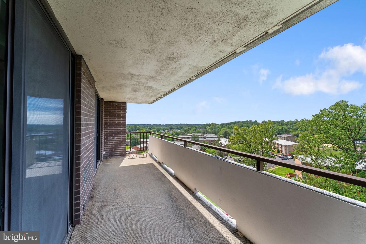 1800 OLD MEADOW RD #1414, MCLEAN, Virginia 22102, 2 Bedrooms Bedrooms, ,2 BathroomsBathrooms,Residential,For sale,1800 OLD MEADOW RD #1414,VAFX2240120 MLS # VAFX2240120