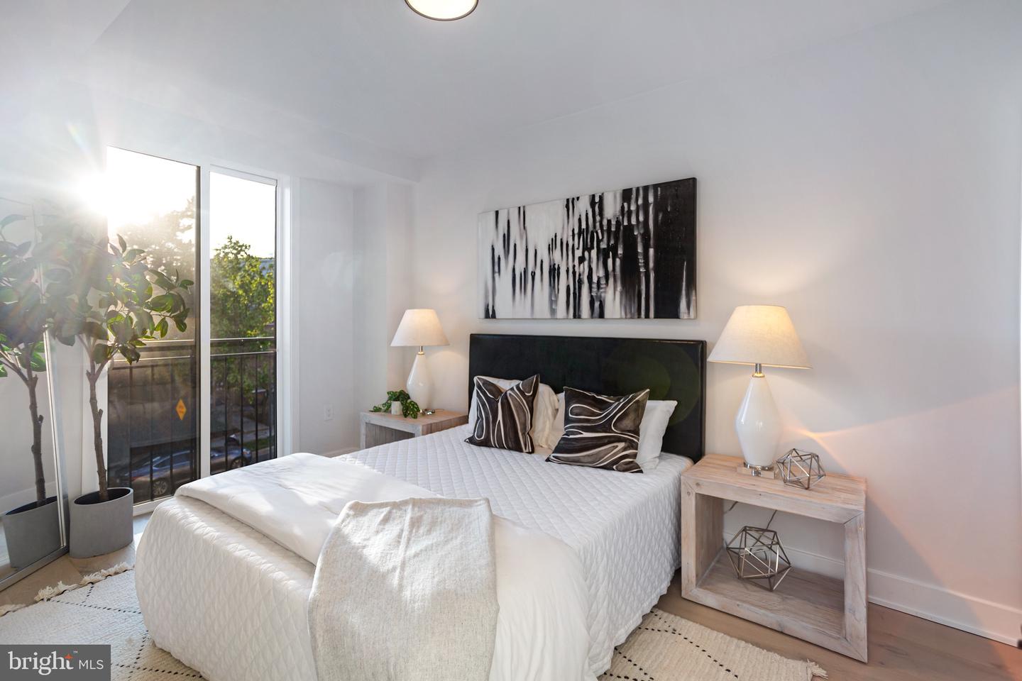 845 19TH ST NE #PH9, WASHINGTON, District Of Columbia 20002, 2 Bedrooms Bedrooms, ,2 BathroomsBathrooms,Residential,For sale,845 19TH ST NE #PH9,DCDC2200198 MLS # DCDC2200198