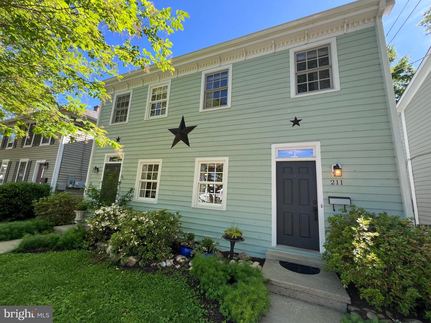 211 PRINCE EDWARD ST, FREDERICKSBURG, Virginia 22401, 3 Bedrooms Bedrooms, ,2 BathroomsBathrooms,Residential,For sale,211 PRINCE EDWARD ST,VAFB2008118 MLS # VAFB2008118