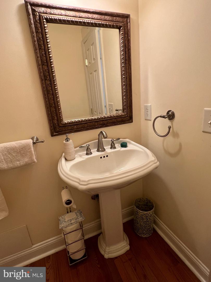 211 PRINCE EDWARD ST, FREDERICKSBURG, Virginia 22401, 3 Bedrooms Bedrooms, ,2 BathroomsBathrooms,Residential,For sale,211 PRINCE EDWARD ST,VAFB2008118 MLS # VAFB2008118