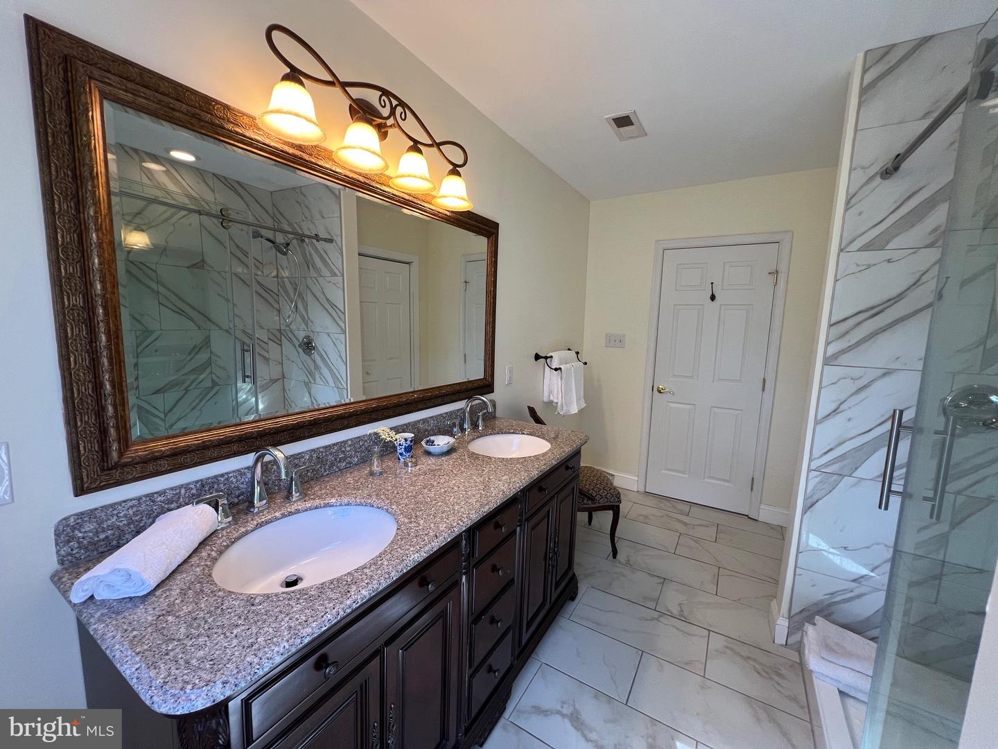 211 PRINCE EDWARD ST, FREDERICKSBURG, Virginia 22401, 3 Bedrooms Bedrooms, ,2 BathroomsBathrooms,Residential,For sale,211 PRINCE EDWARD ST,VAFB2008118 MLS # VAFB2008118