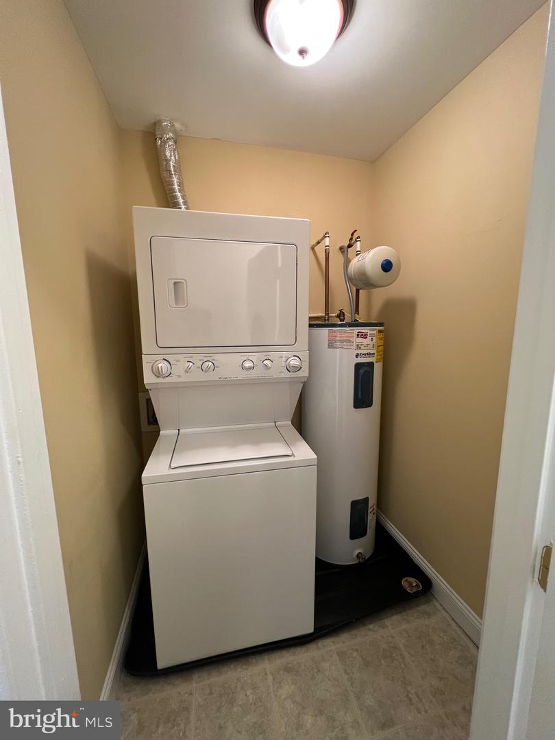 211 PRINCE EDWARD ST, FREDERICKSBURG, Virginia 22401, 3 Bedrooms Bedrooms, ,2 BathroomsBathrooms,Residential,For sale,211 PRINCE EDWARD ST,VAFB2008118 MLS # VAFB2008118