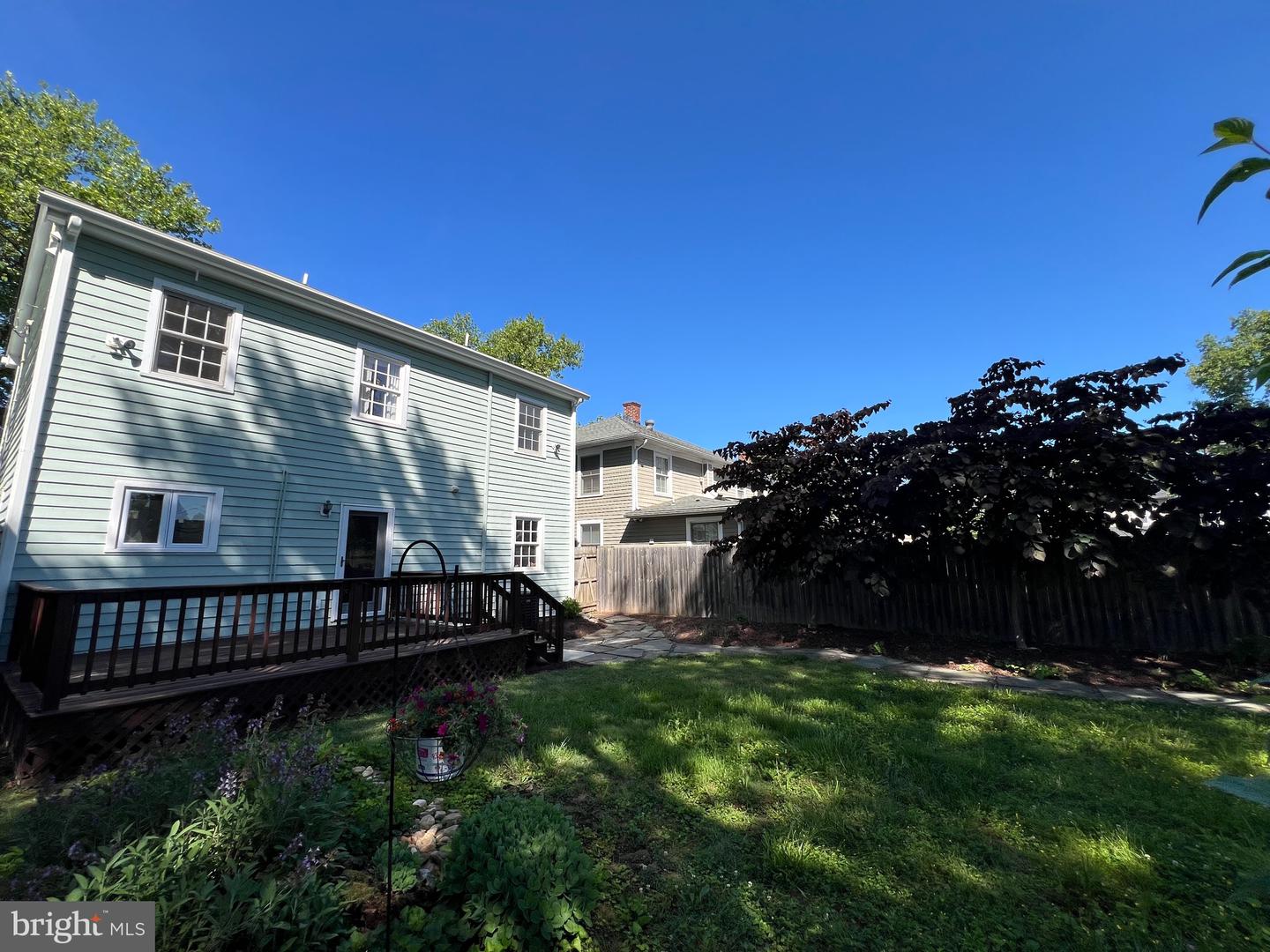 211 PRINCE EDWARD ST, FREDERICKSBURG, Virginia 22401, 3 Bedrooms Bedrooms, ,2 BathroomsBathrooms,Residential,For sale,211 PRINCE EDWARD ST,VAFB2008118 MLS # VAFB2008118