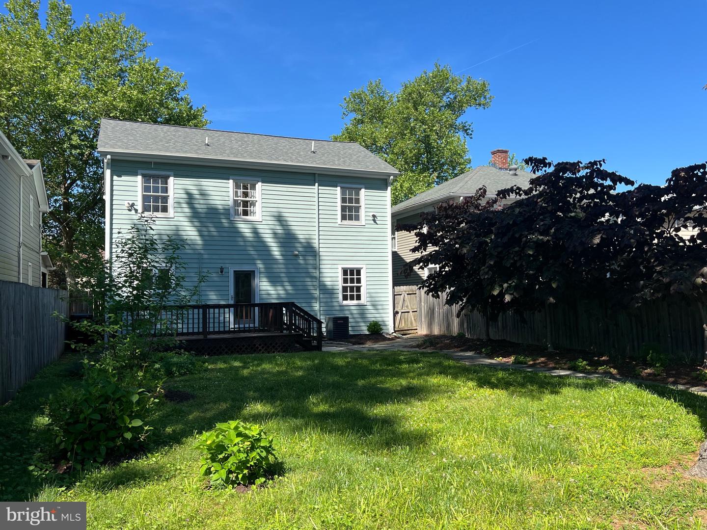 211 PRINCE EDWARD ST, FREDERICKSBURG, Virginia 22401, 3 Bedrooms Bedrooms, ,2 BathroomsBathrooms,Residential,For sale,211 PRINCE EDWARD ST,VAFB2008118 MLS # VAFB2008118