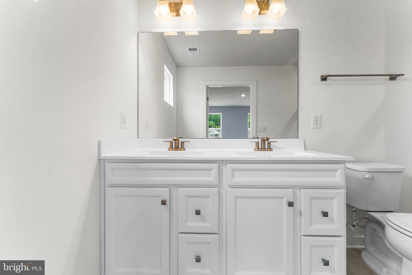 71 BRAXTON WAY, KILMARNOCK, Virginia 22482, 3 Bedrooms Bedrooms, 6 Rooms Rooms,2 BathroomsBathrooms,Residential,For sale,71 BRAXTON WAY,VALV2000792 MLS # VALV2000792
