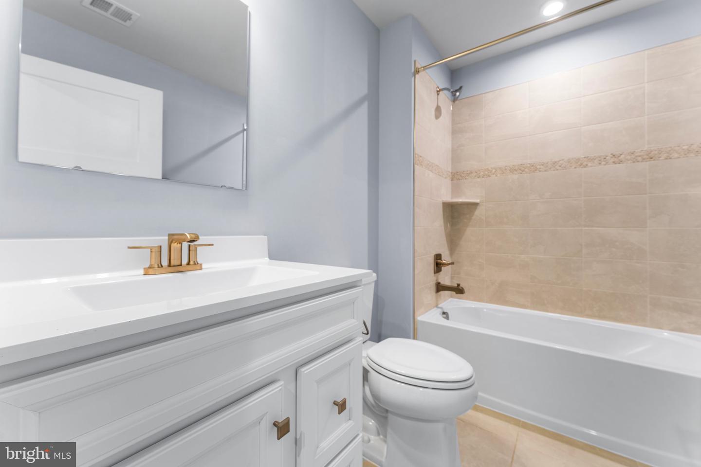 71 BRAXTON WAY, KILMARNOCK, Virginia 22482, 3 Bedrooms Bedrooms, 6 Rooms Rooms,2 BathroomsBathrooms,Residential,For sale,71 BRAXTON WAY,VALV2000792 MLS # VALV2000792