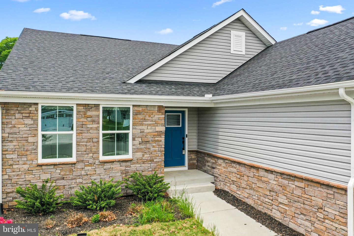 71 BRAXTON WAY, KILMARNOCK, Virginia 22482, 3 Bedrooms Bedrooms, 6 Rooms Rooms,2 BathroomsBathrooms,Residential,For sale,71 BRAXTON WAY,VALV2000792 MLS # VALV2000792