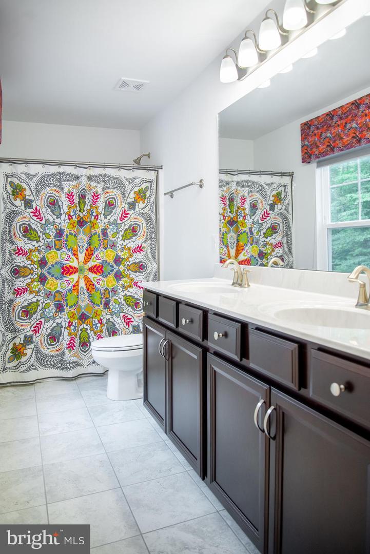 10815 LAKE SHORE LN, FREDERICKSBURG, Virginia 22407, 4 Bedrooms Bedrooms, ,3 BathroomsBathrooms,Residential,For sale,10815 LAKE SHORE LN,VASP2033048 MLS # VASP2033048