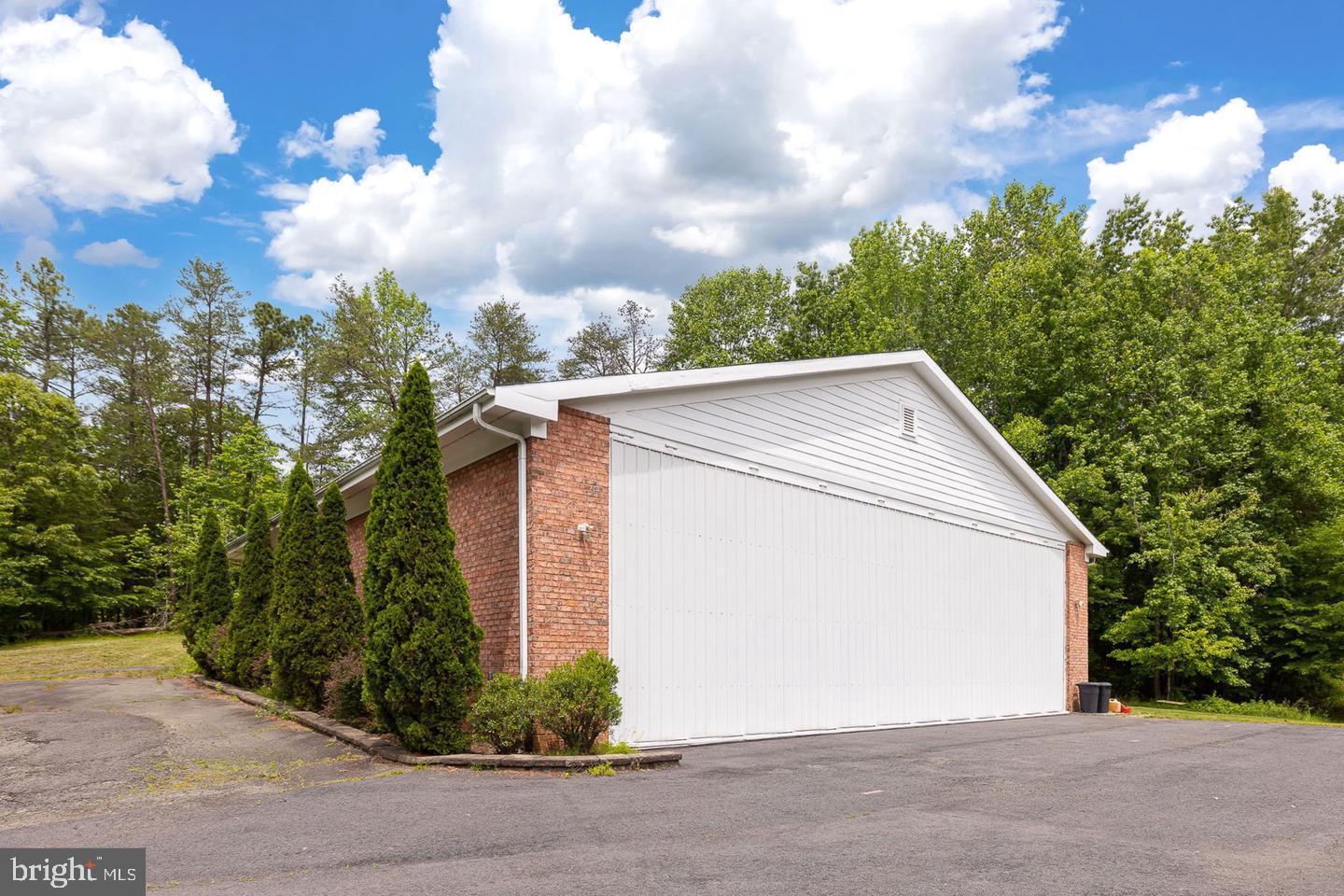 10 PIPER PL, FREDERICKSBURG, Virginia 22405, 4 Bedrooms Bedrooms, 12 Rooms Rooms,3 BathroomsBathrooms,Residential,For sale,10 PIPER PL,VAST2038742 MLS # VAST2038742 10 PIPER PL, FREDERICKSBURG, Virginia 22405, 4 Bedrooms Bedrooms, 12 Rooms Rooms,3 BathroomsBathrooms,Residential,For sale,10 PIPER PL,VAST2038742 MLS # VAST2038742