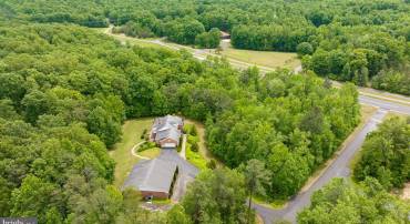 10 PIPER PL, FREDERICKSBURG, Virginia 22405, 4 Bedrooms Bedrooms, 12 Rooms Rooms,3 BathroomsBathrooms,Residential,For sale,10 PIPER PL,VAST2038742 MLS # VAST2038742