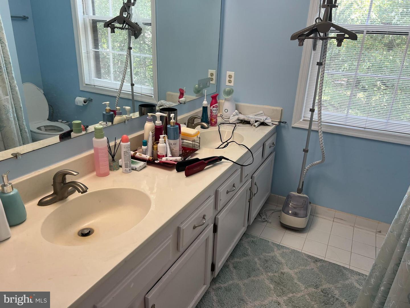 15202 WETHERBURN DR, CENTREVILLE, Virginia 20120, 6 Bedrooms Bedrooms, 2 Rooms Rooms,5 BathroomsBathrooms,Residential,For sale,15202 WETHERBURN DR,VAFX2240300 MLS # VAFX2240300