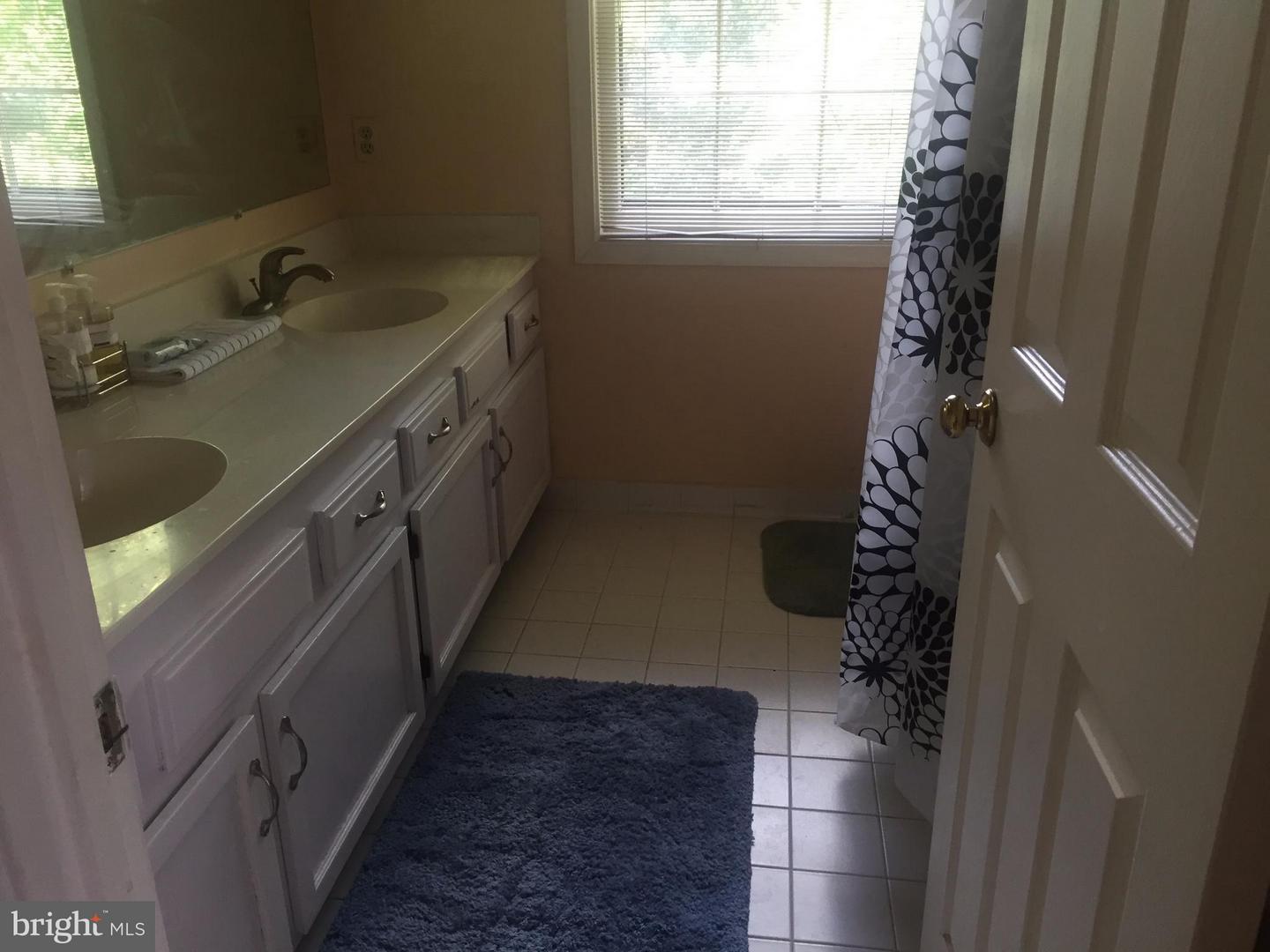 15202 WETHERBURN DR, CENTREVILLE, Virginia 20120, 6 Bedrooms Bedrooms, 2 Rooms Rooms,5 BathroomsBathrooms,Residential,For sale,15202 WETHERBURN DR,VAFX2240300 MLS # VAFX2240300