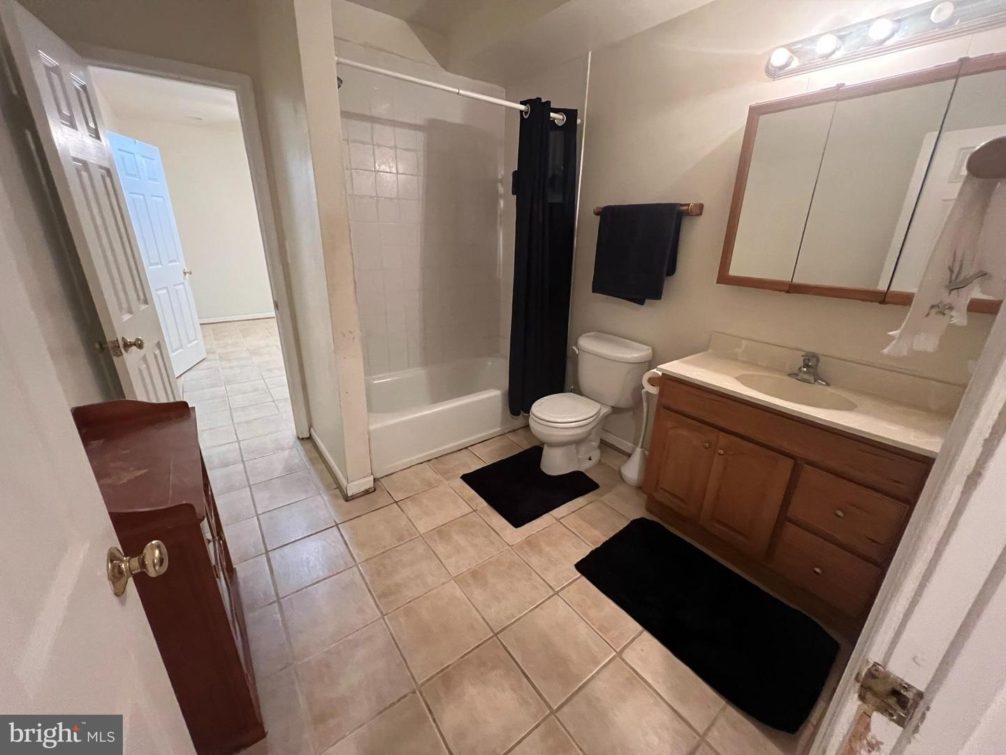 15202 WETHERBURN DR, CENTREVILLE, Virginia 20120, 6 Bedrooms Bedrooms, 2 Rooms Rooms,5 BathroomsBathrooms,Residential,For sale,15202 WETHERBURN DR,VAFX2240300 MLS # VAFX2240300