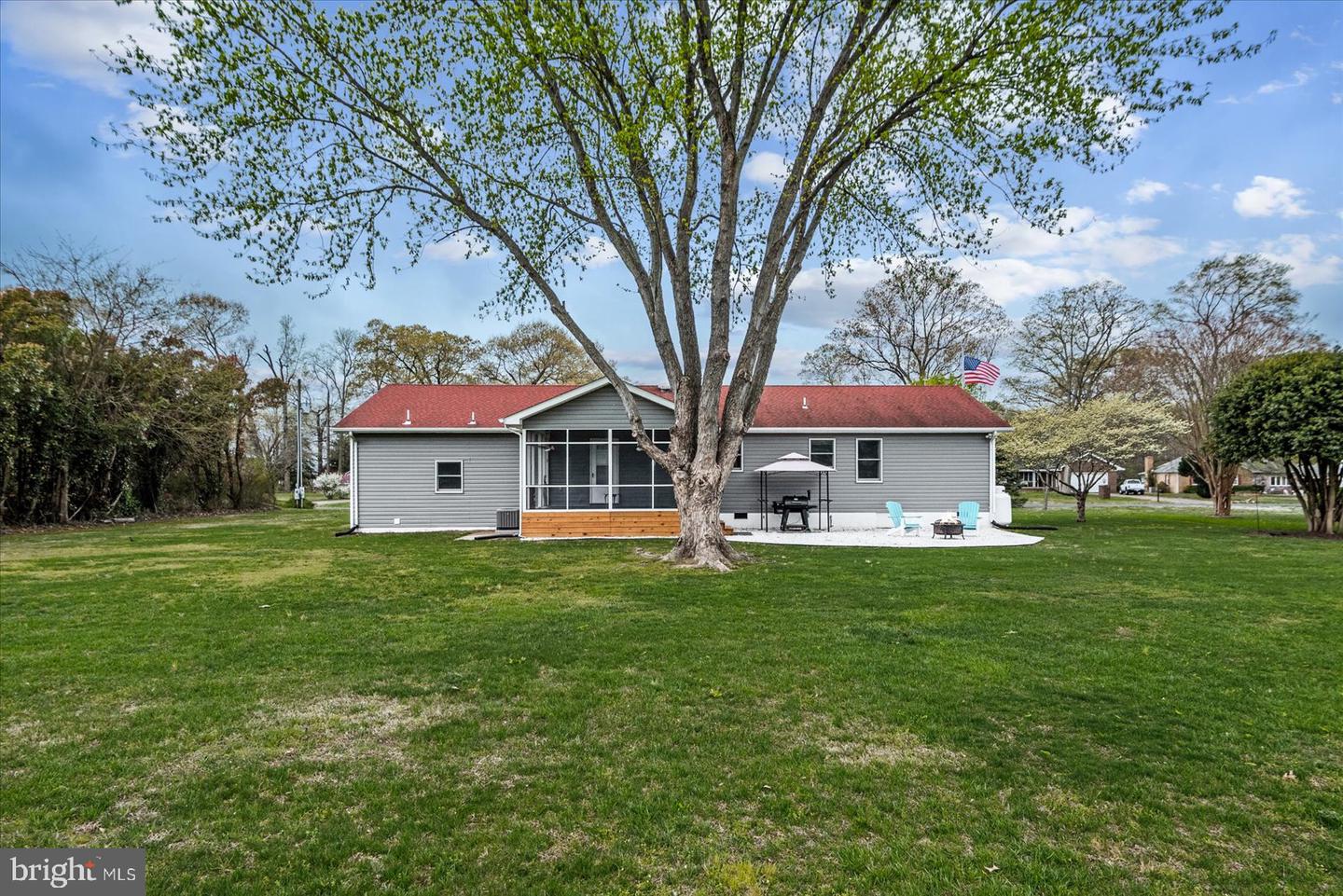 137 SEBASTIAN AVE, COLONIAL BEACH, Virginia 22443, 3 Bedrooms Bedrooms, ,2 BathroomsBathrooms,Residential,For sale,137 SEBASTIAN AVE,VAWE2008564 MLS # VAWE2008564
