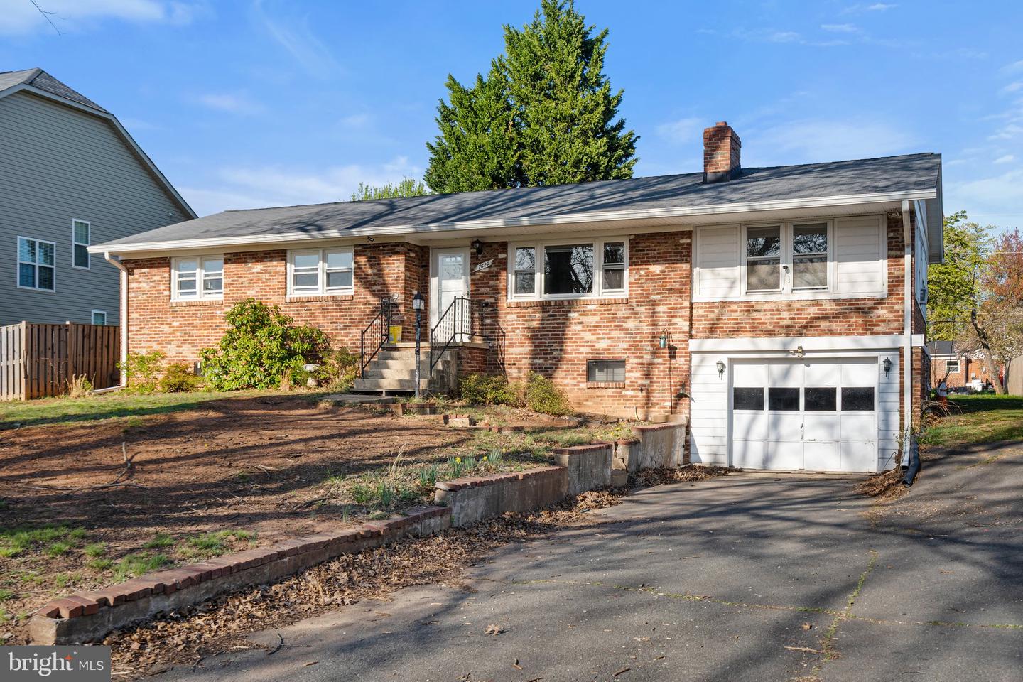 7629 HURON DR, GAINESVILLE, Virginia 20155, 4 Bedrooms Bedrooms, ,2 BathroomsBathrooms,Residential,For sale,7629 HURON DR,VAPW2090962 MLS # VAPW2090962