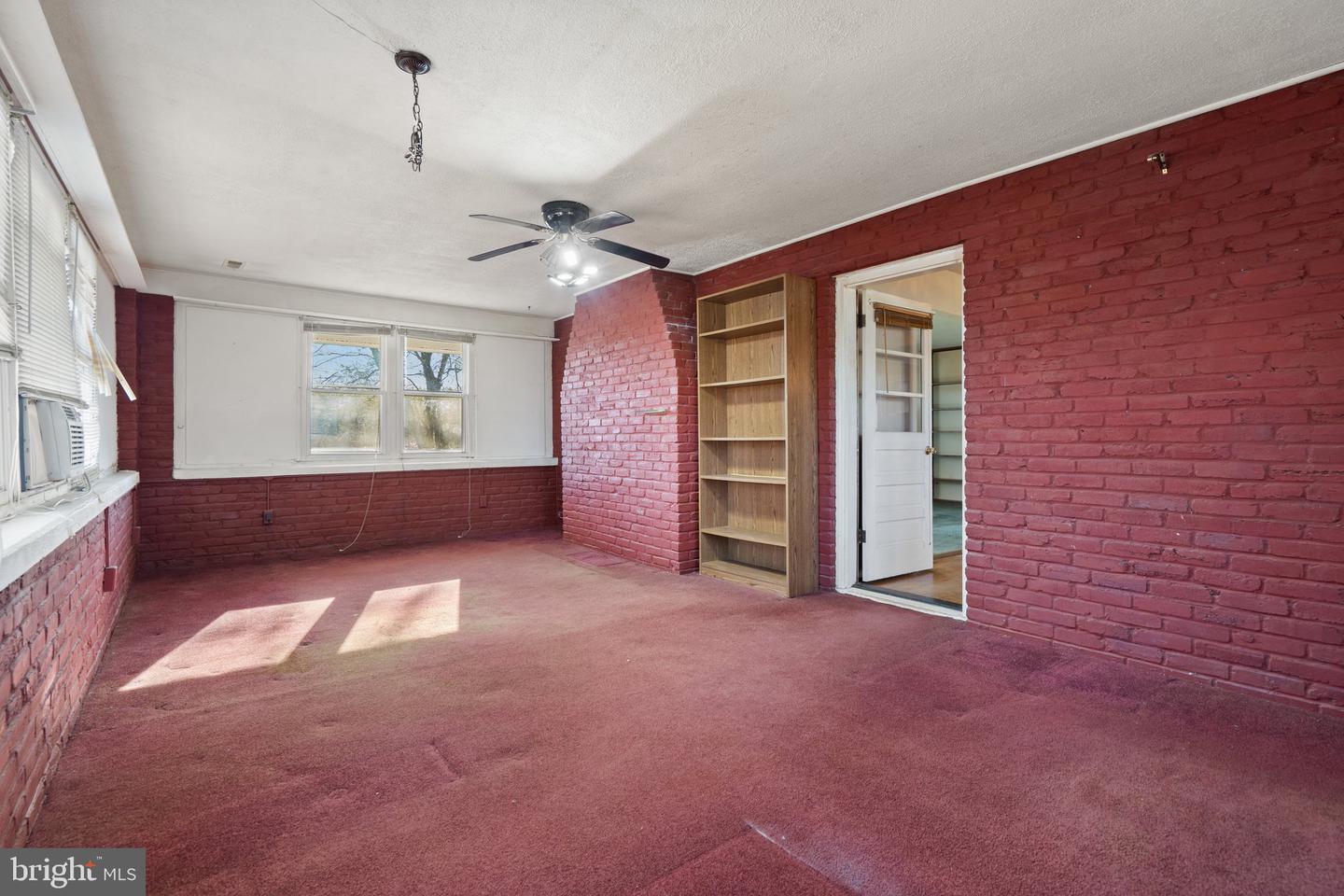 7629 HURON DR, GAINESVILLE, Virginia 20155, 4 Bedrooms Bedrooms, ,2 BathroomsBathrooms,Residential,For sale,7629 HURON DR,VAPW2090962 MLS # VAPW2090962