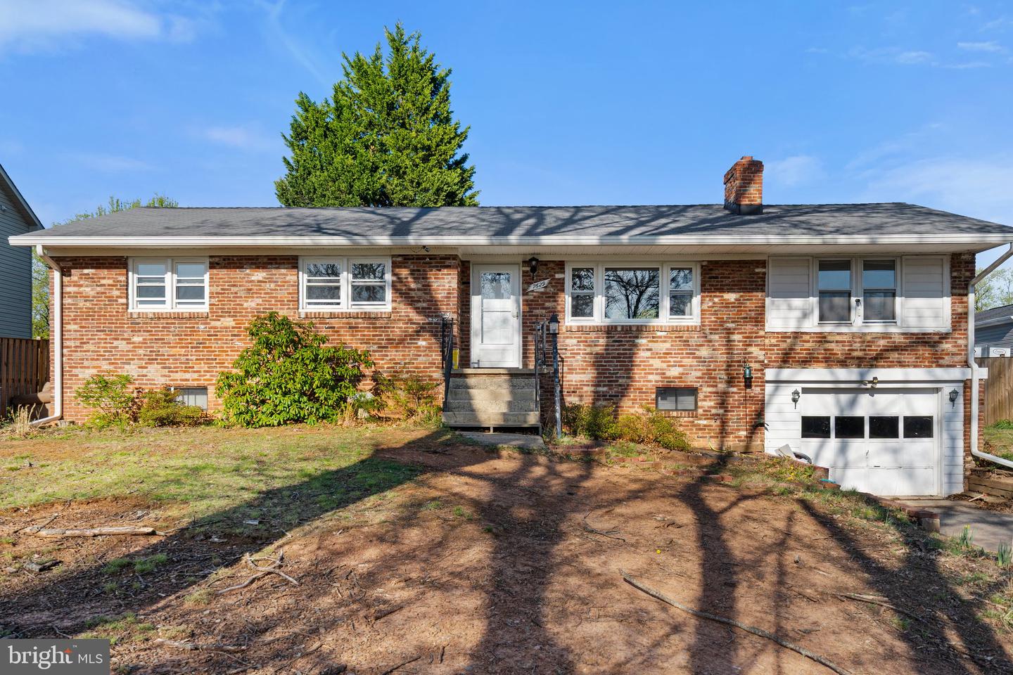 7629 HURON DR, GAINESVILLE, Virginia 20155, 4 Bedrooms Bedrooms, ,2 BathroomsBathrooms,Residential,For sale,7629 HURON DR,VAPW2090962 MLS # VAPW2090962
