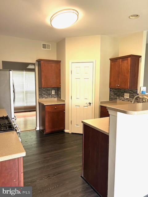 654 HOLLY CREST DR, CULPEPER, Virginia 22701, 4 Bedrooms Bedrooms, ,3 BathroomsBathrooms,Residential,For sale,654 HOLLY CREST DR,VACU2010332 MLS # VACU2010332