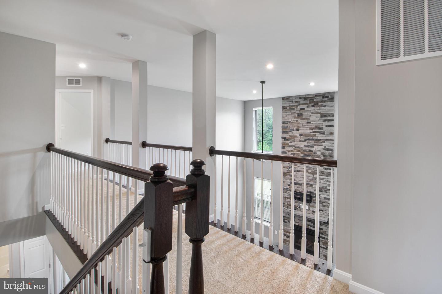15916 AERIAL VIEW RD, WOODBRIDGE, Virginia 22193, 6 Bedrooms Bedrooms, ,5 BathroomsBathrooms,Residential,For sale,15916 AERIAL VIEW RD,VAPW2092518 MLS # VAPW2092518