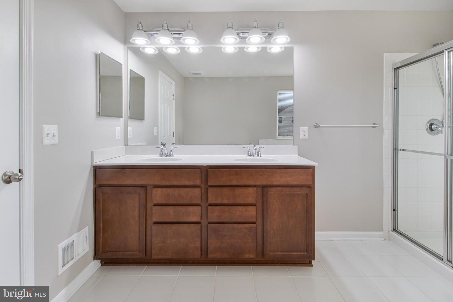 15916 AERIAL VIEW RD, WOODBRIDGE, Virginia 22193, 6 Bedrooms Bedrooms, ,5 BathroomsBathrooms,Residential,For sale,15916 AERIAL VIEW RD,VAPW2092518 MLS # VAPW2092518