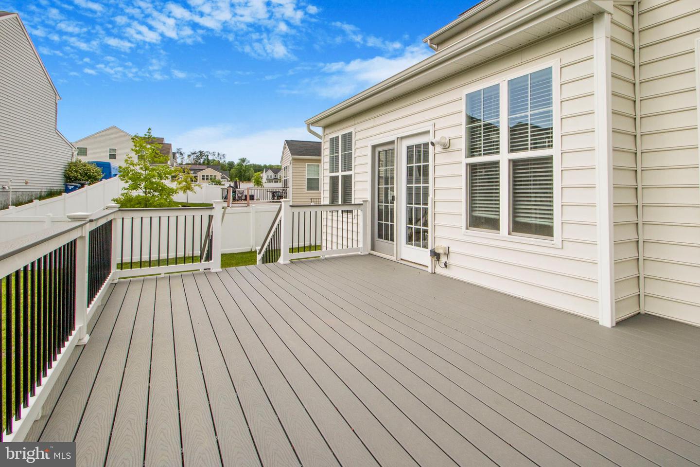 15916 AERIAL VIEW RD, WOODBRIDGE, Virginia 22193, 6 Bedrooms Bedrooms, ,5 BathroomsBathrooms,Residential,For sale,15916 AERIAL VIEW RD,VAPW2092518 MLS # VAPW2092518