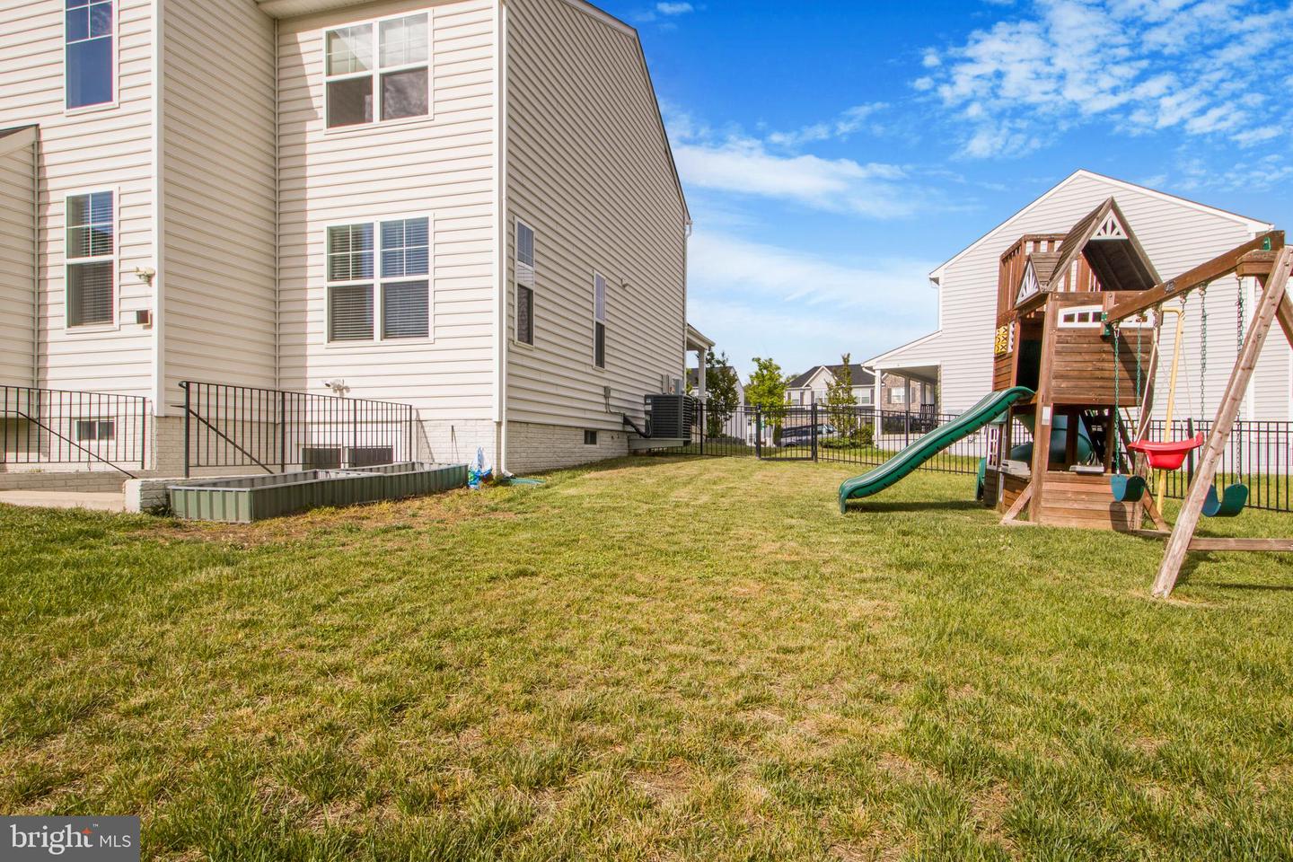 15916 AERIAL VIEW RD, WOODBRIDGE, Virginia 22193, 6 Bedrooms Bedrooms, ,5 BathroomsBathrooms,Residential,For sale,15916 AERIAL VIEW RD,VAPW2092518 MLS # VAPW2092518