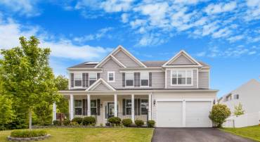 15916 AERIAL VIEW RD, WOODBRIDGE, Virginia 22193, 6 Bedrooms Bedrooms, ,5 BathroomsBathrooms,Residential,For sale,15916 AERIAL VIEW RD,VAPW2092518 MLS # VAPW2092518